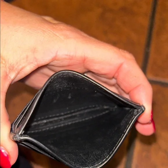 Gucci Embossed Black Leather Card Holder - Picture 7 of 12